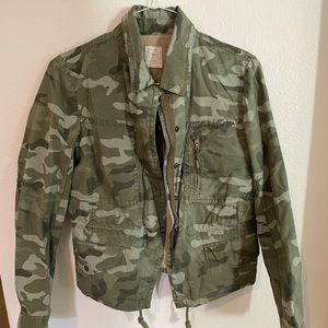Gap womens utility jacket camo sz M NWT